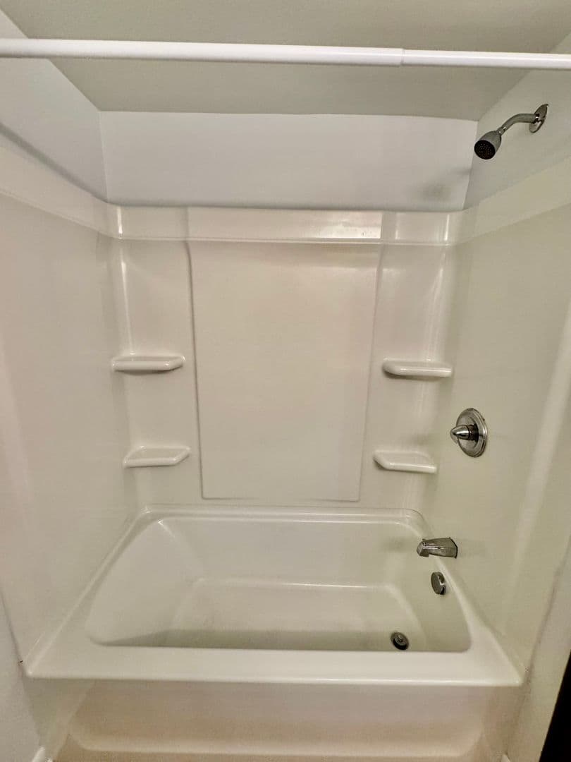 Ann Arbor Apartment: 2756 Golfside Rd