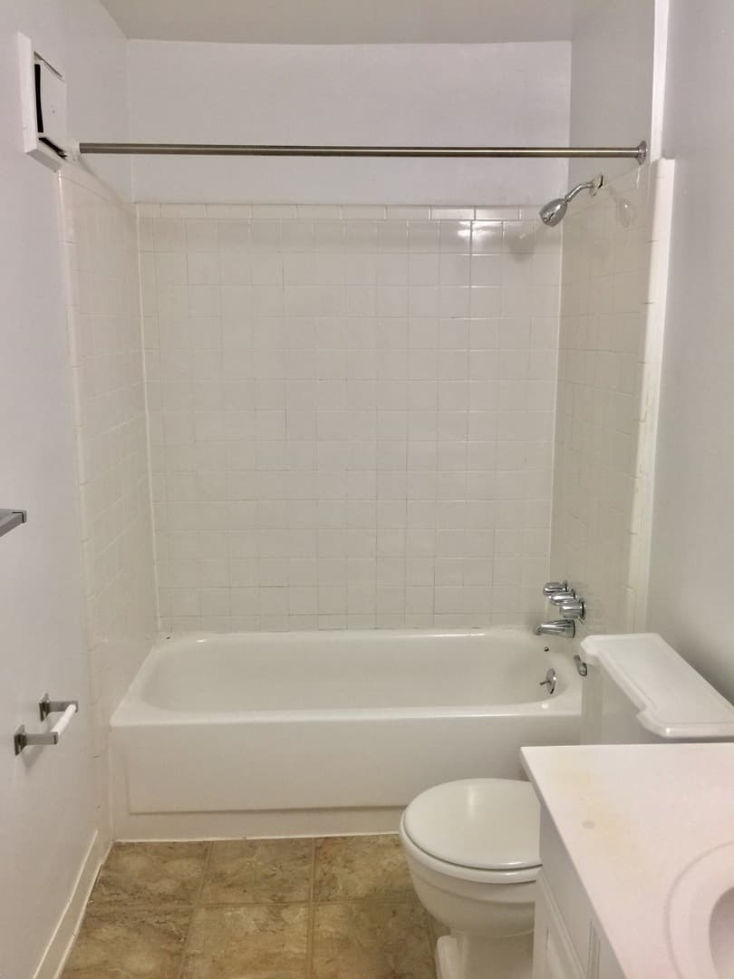 Ypsilanti Apartment: 334 Jarvis