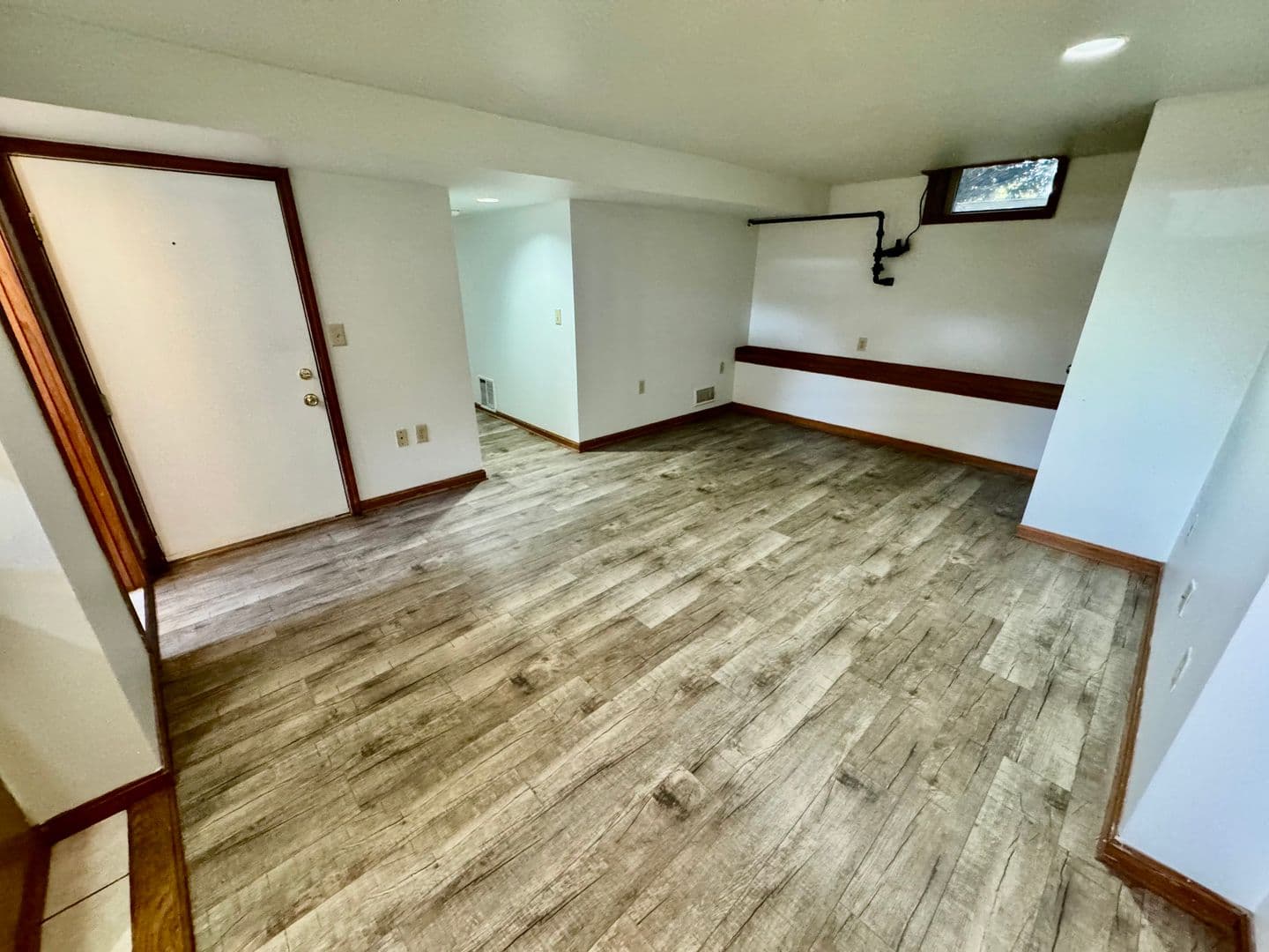 Ypsilanti Apartment: 211 N. Adams St
