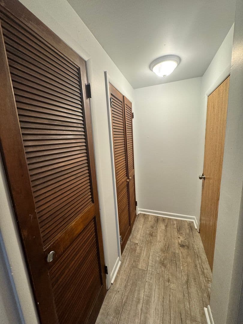 Ypsilanti Apartment: 400 Perrin St.