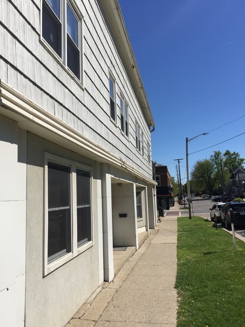 Ypsilanti Apartment: 400 Perrin St.