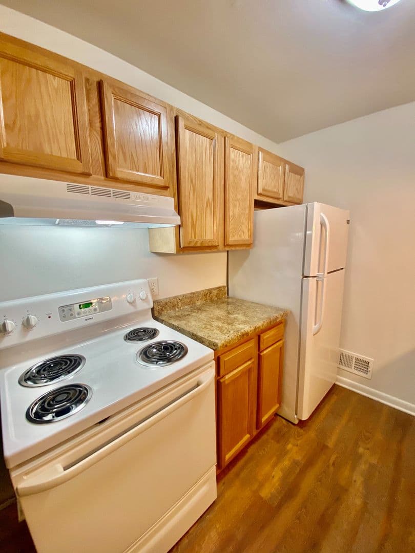Ann Arbor Apartment: 2756 Golfside Rd