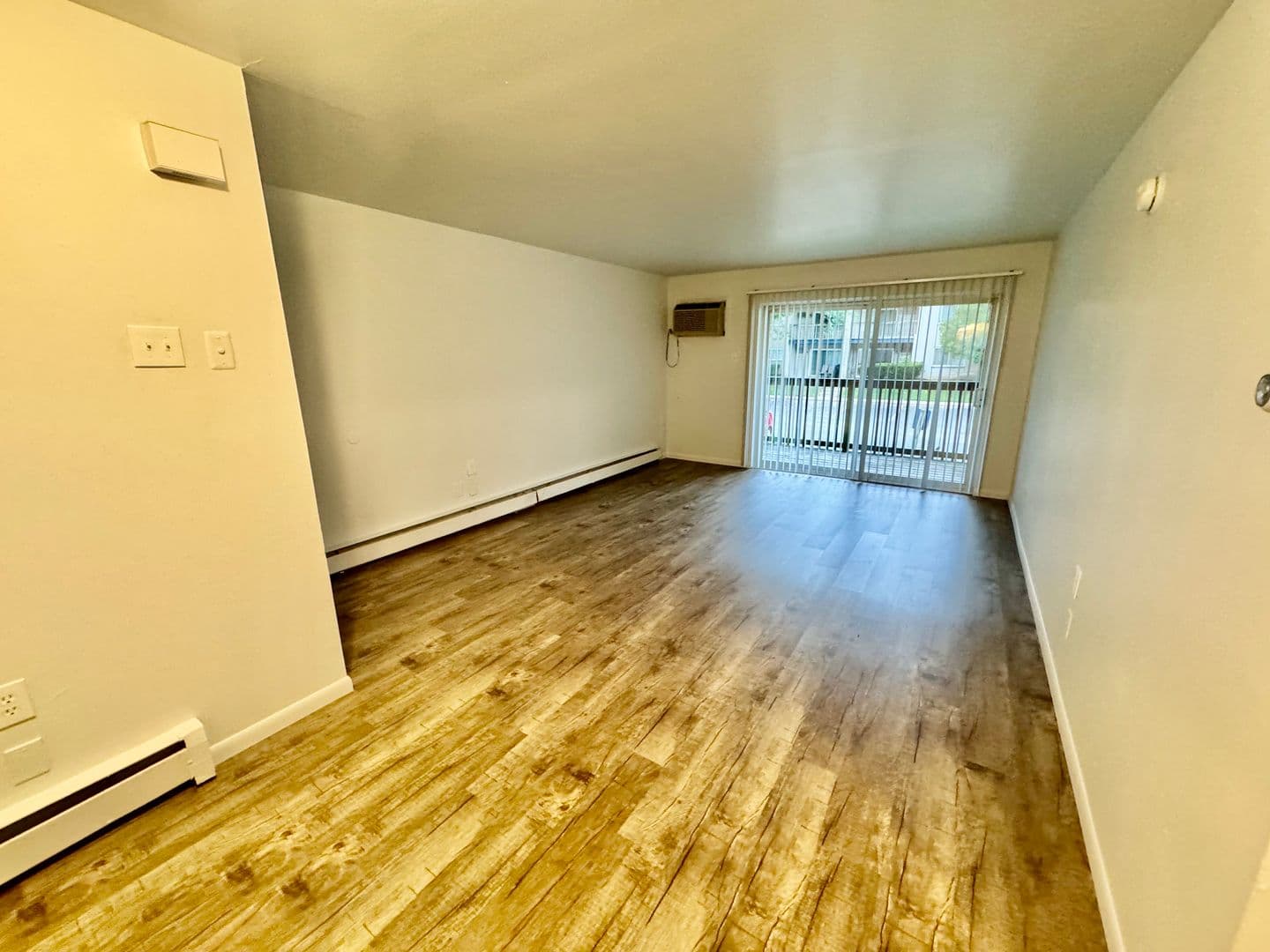Ypsilanti Apartment: 1100 W. Michigan Ave.