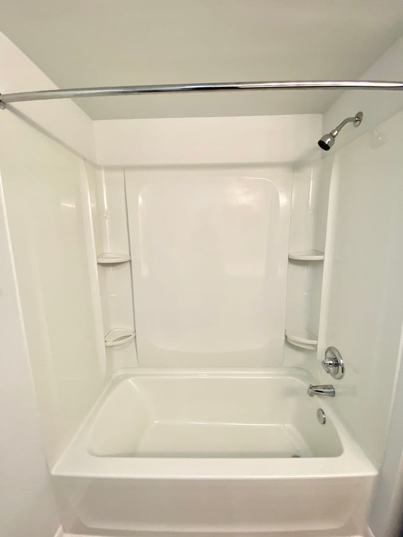 Ann Arbor Apartment: 2756 Golfside Rd