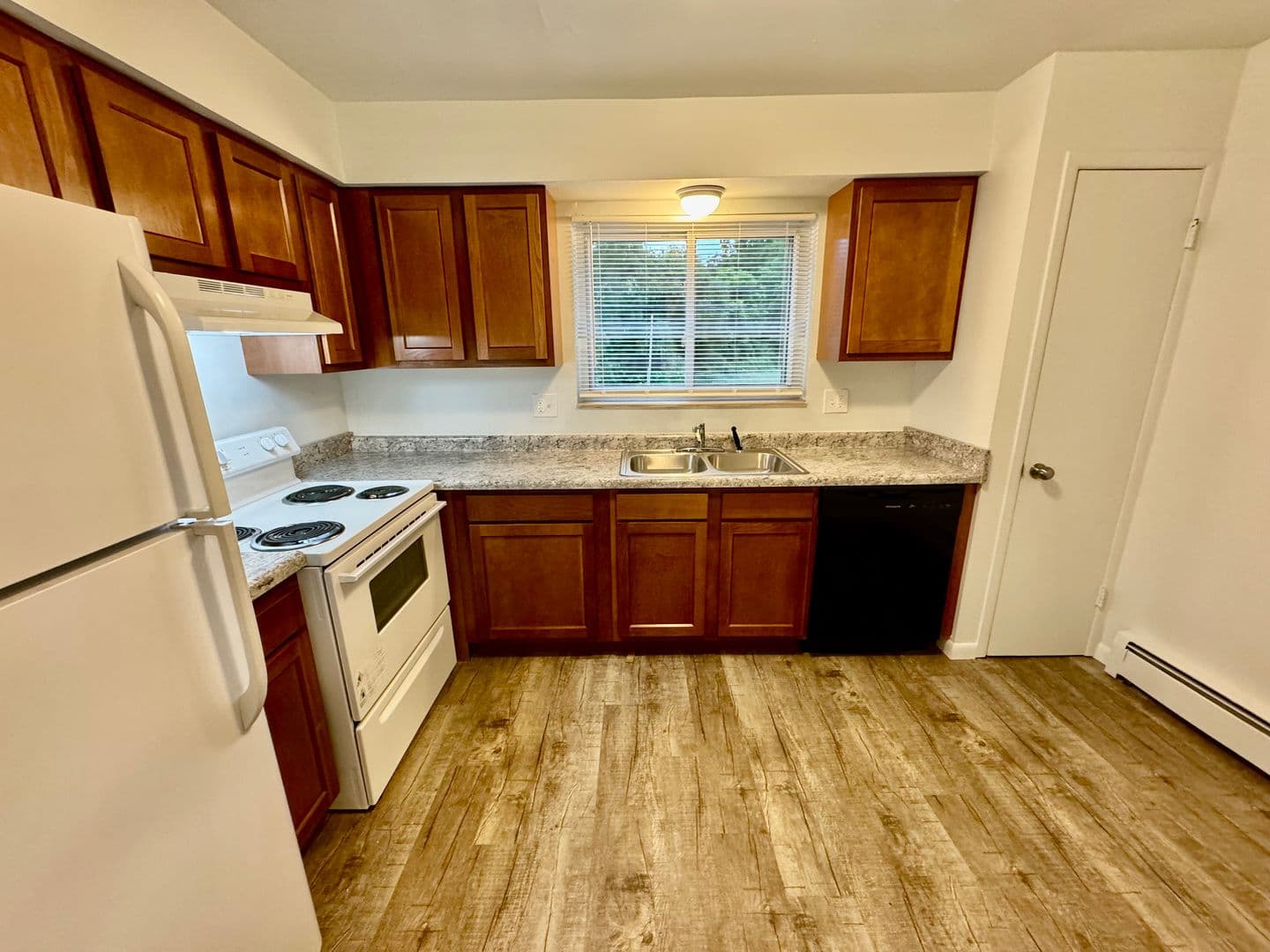 Ypsilanti Apartment: 1100 W. Michigan Ave.