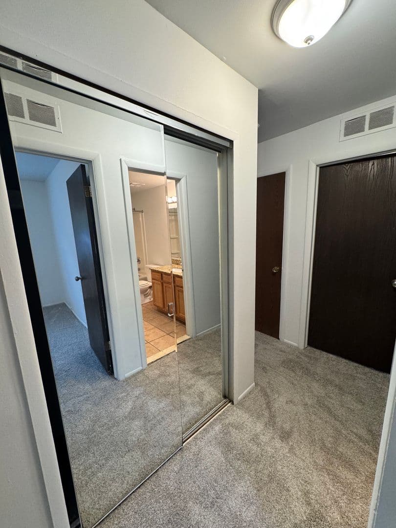 Ann Arbor Apartment: 2756 Golfside Rd - 701