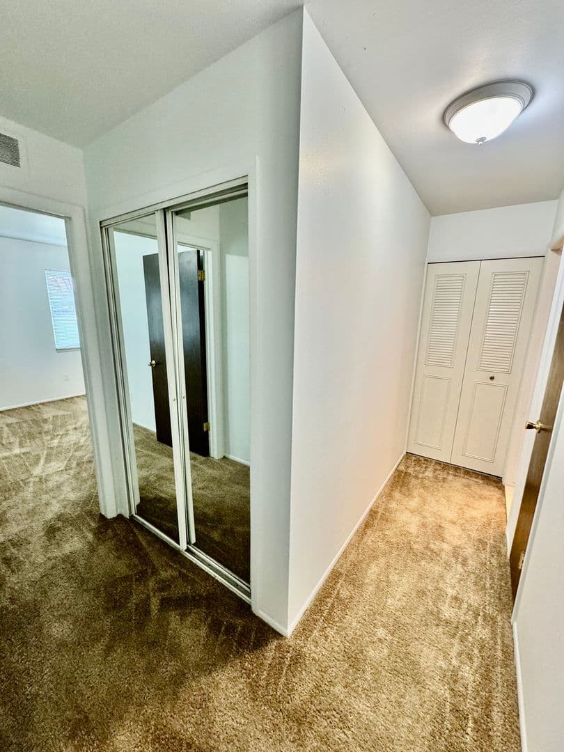 Ann Arbor Apartment: 2756 Golfside Rd