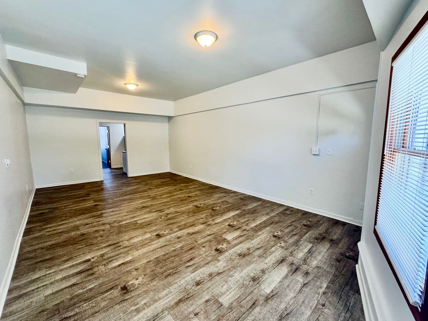 Ypsilanti Apartment: 400 Perrin St.