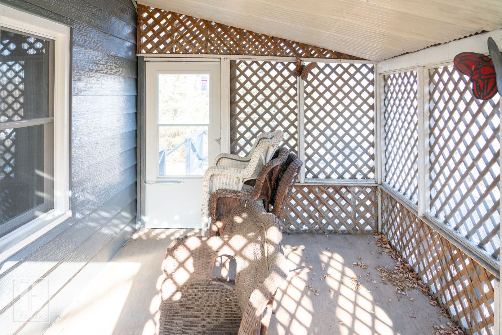Omaha House: 7054 Corby Street