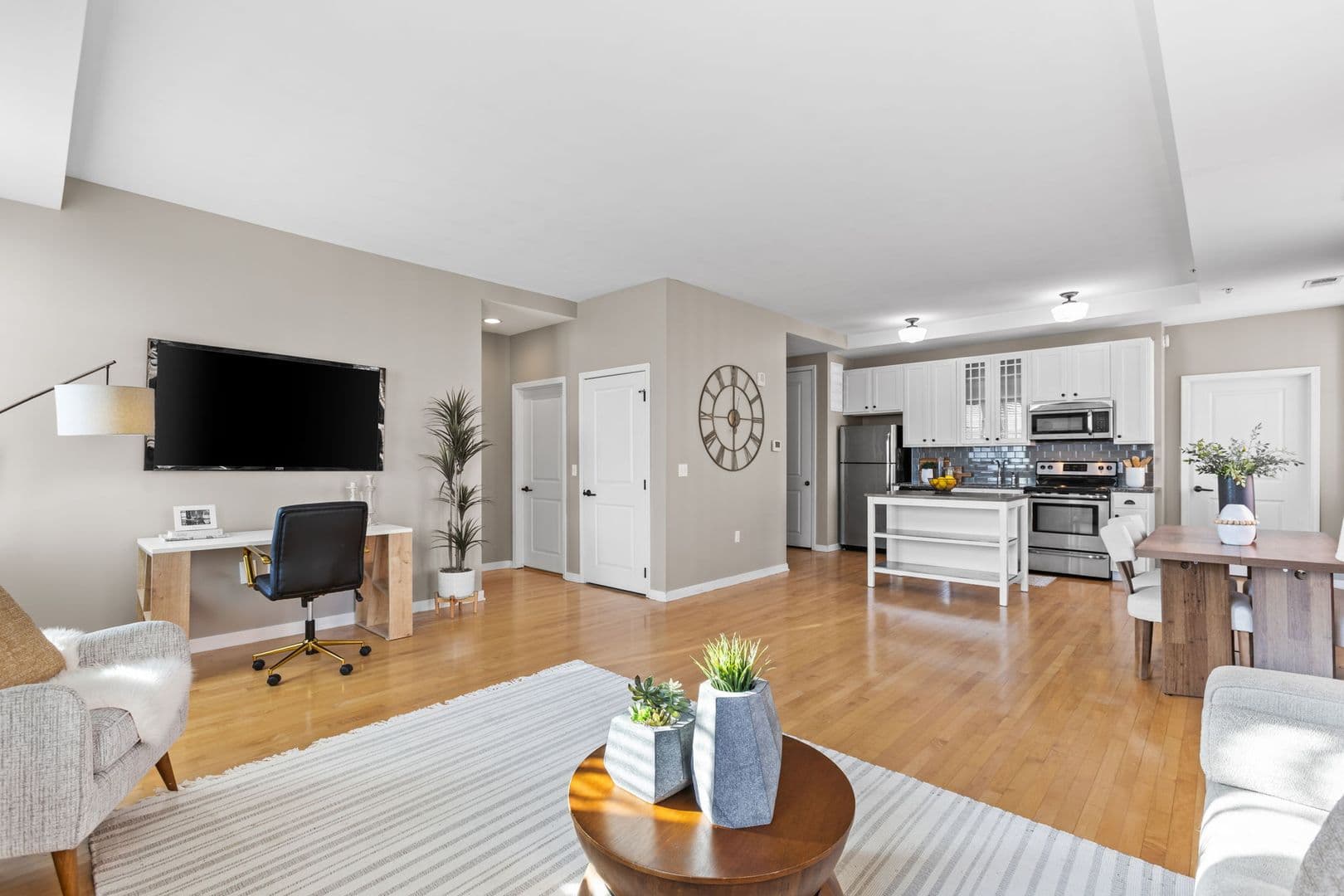 Omaha Apartment: 306 S. 15th Street
