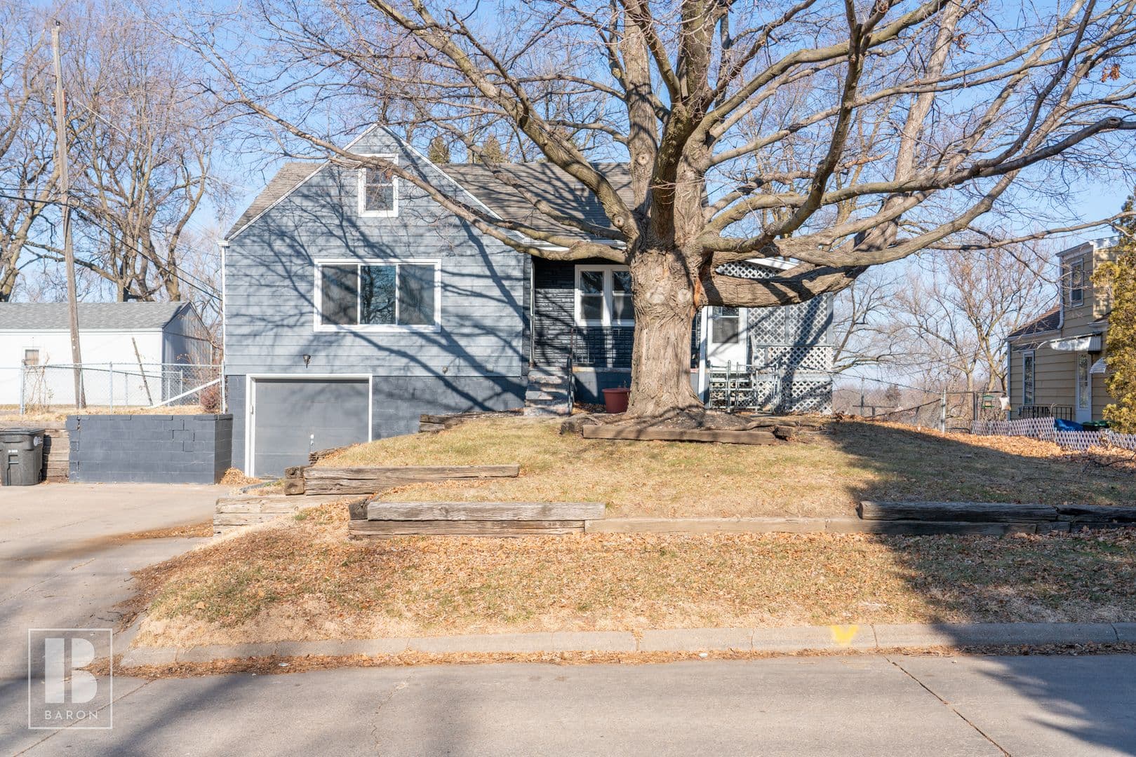 Omaha House: 7054 Corby Street