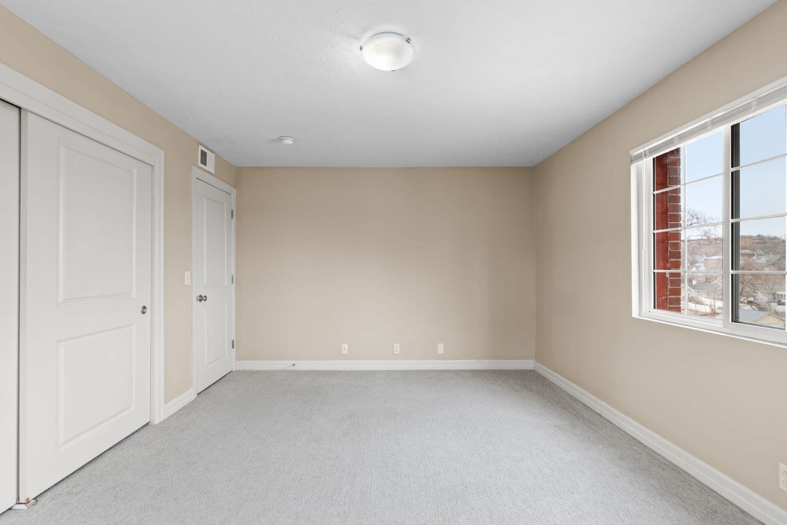 Omaha Apartment: 315 N. 34th Street