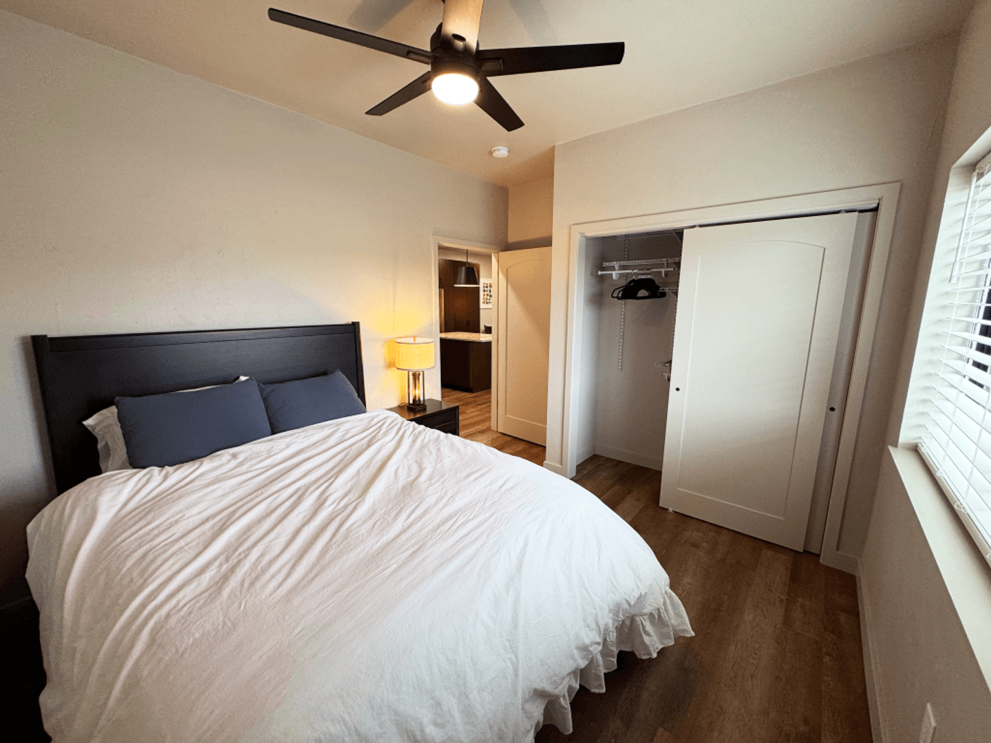 Oshkosh Apartment: 2609 Witzel Ave