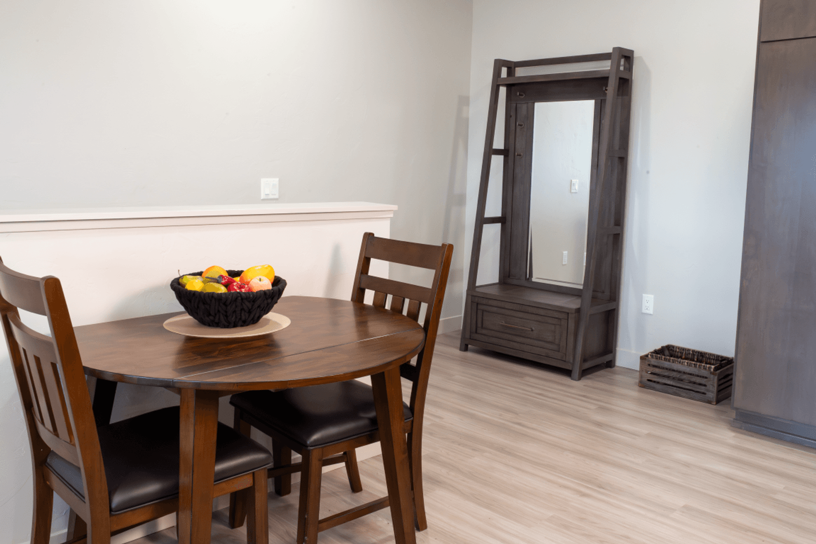 Oshkosh Apartment: 2609 Witzel Ave