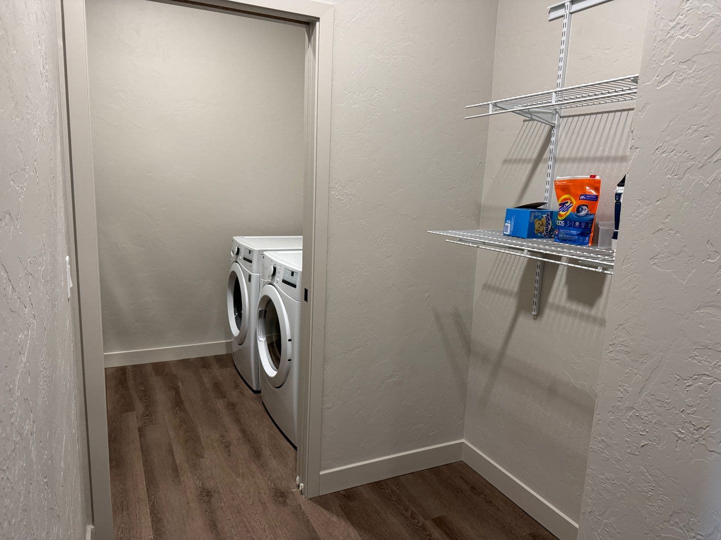 Oshkosh Apartment: 2609 Witzel Ave