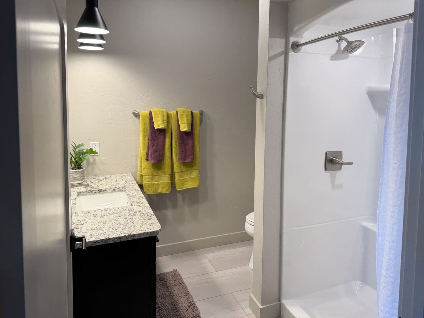 Oshkosh Apartment: 2609 Witzel Ave
