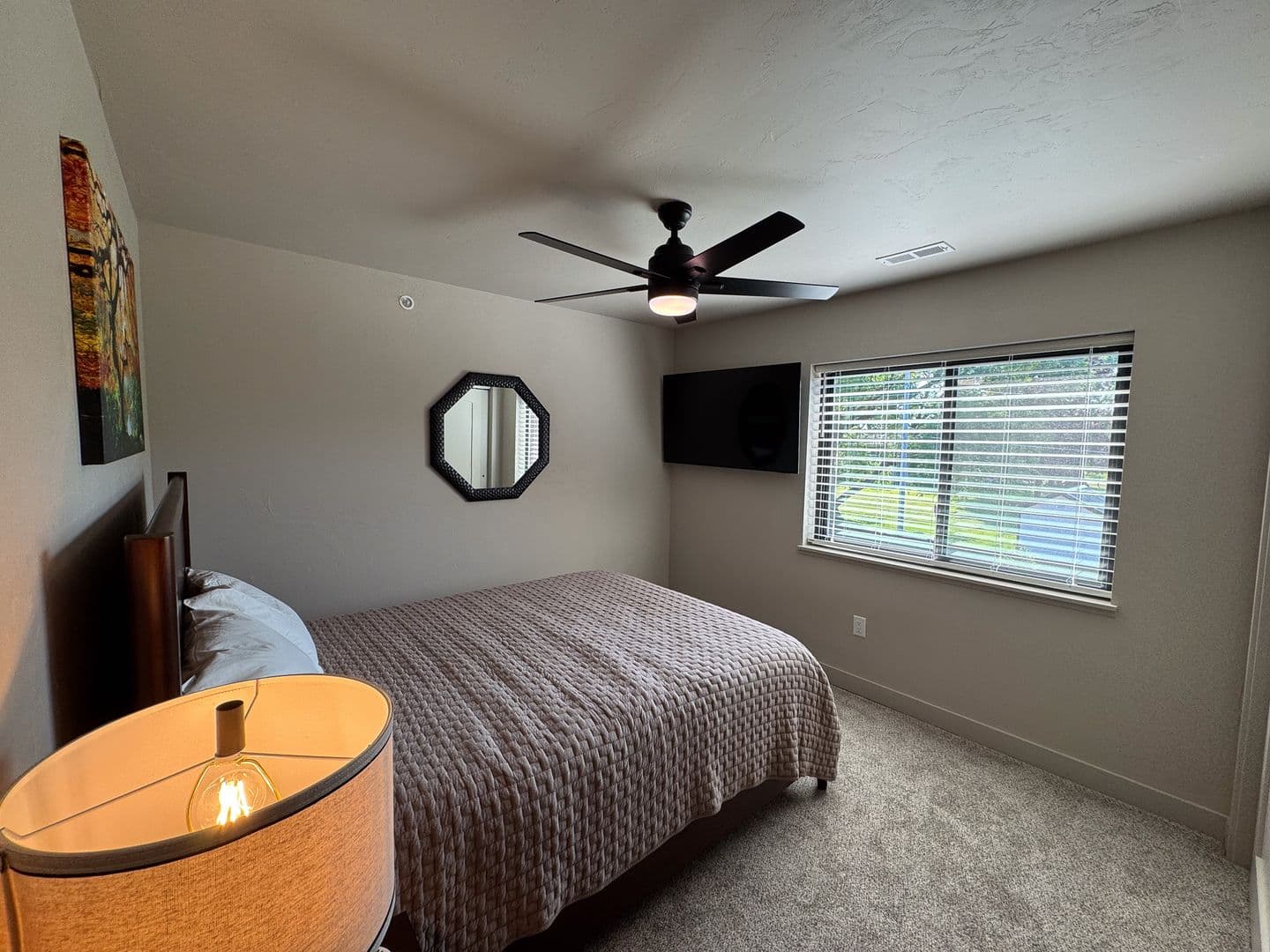 Oshkosh Apartment: 2609 Witzel Ave