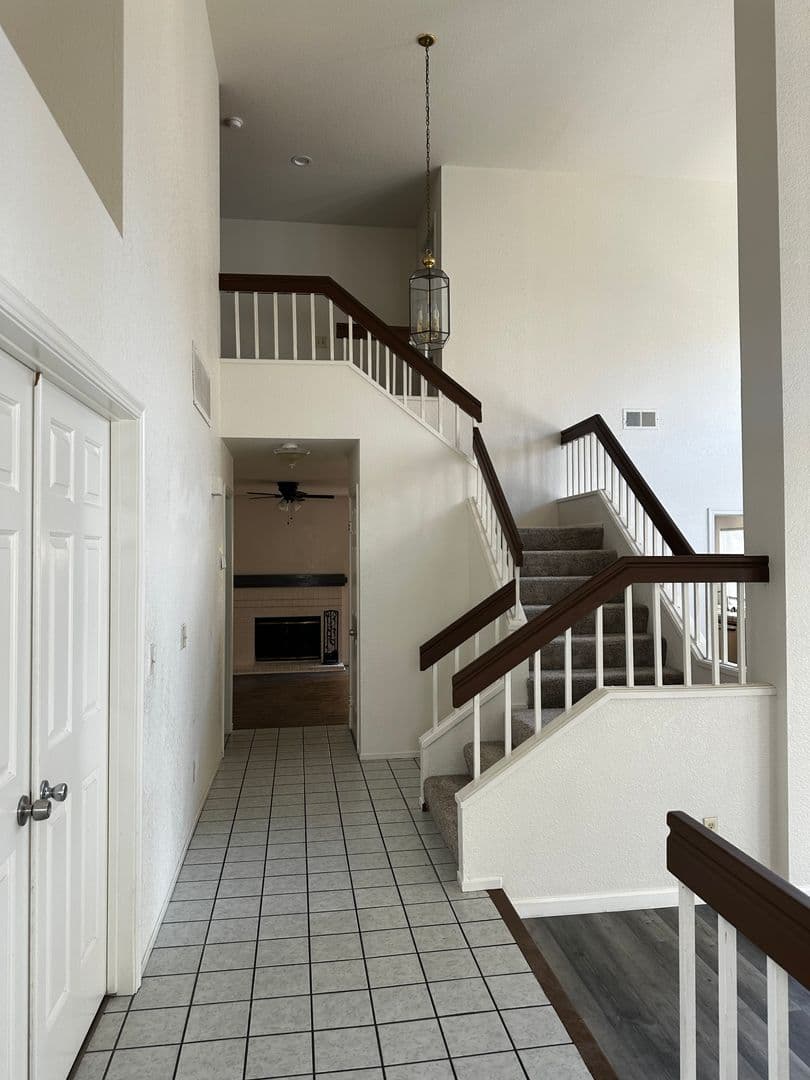 Tracy House: 1940 Cactus Street