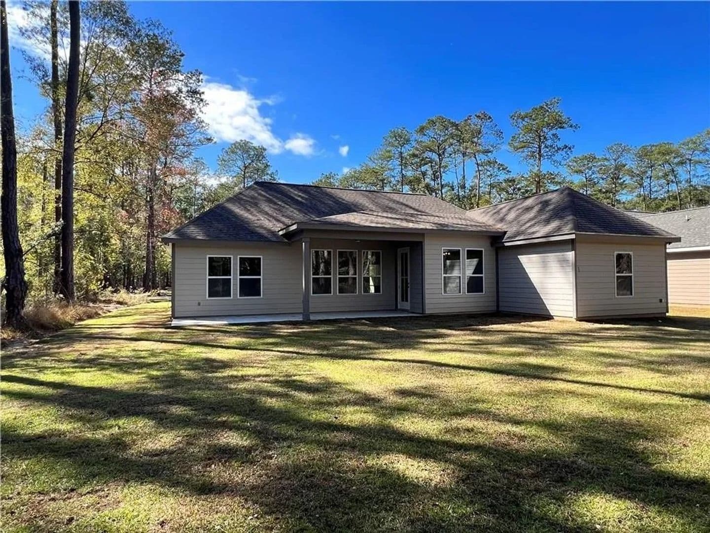 Covington House: 69206 4th Ave