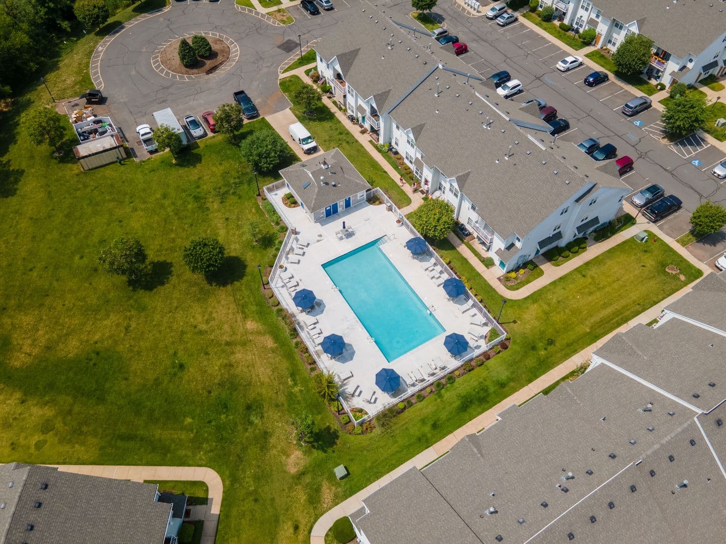 Woodbridge, Apartment: 609 Duke Drive