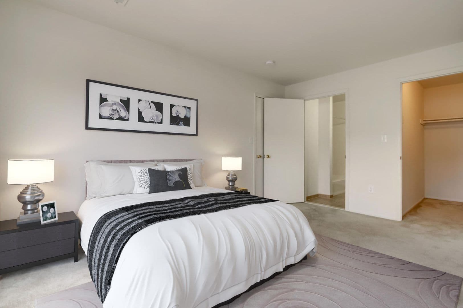 Woodbridge, Apartment: 609 Duke Drive