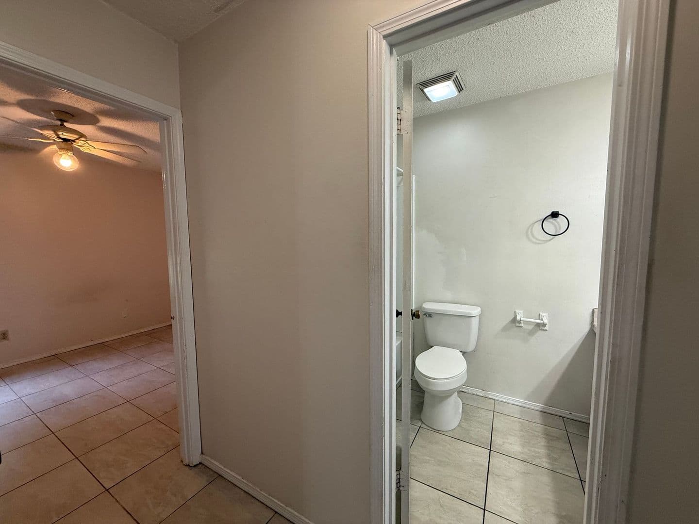 Gulf Breeze Townhome: 3389 Greenbriar Circle unit B