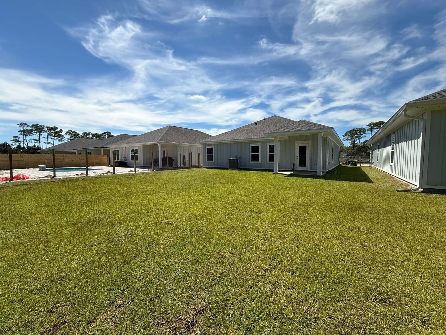 Navarre House: 1986 Wiregrass Street