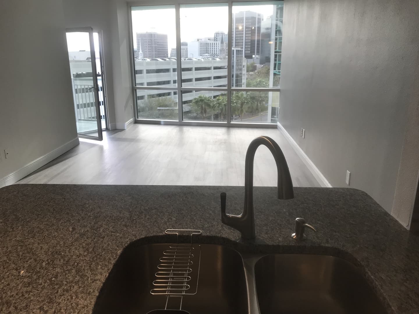 Orlando Apartment: 322 E Central Blvd