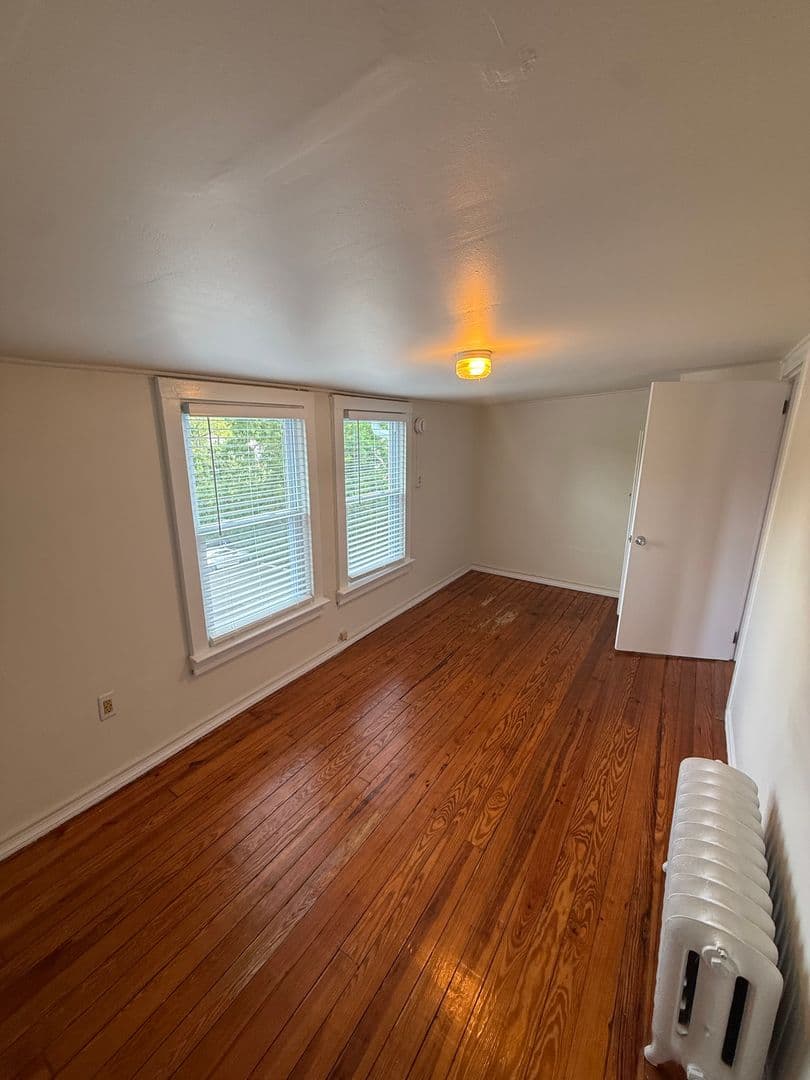 Princeton Apartment: 86 Spruce Street