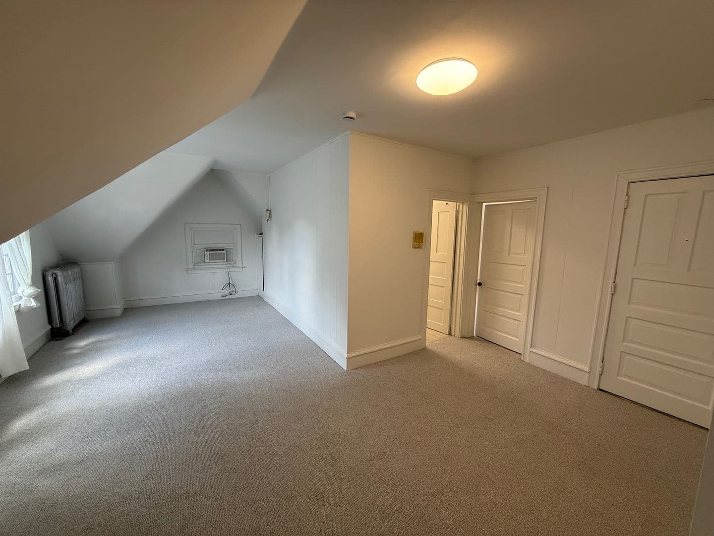 Princeton Apartment: 32 Wiggins Street