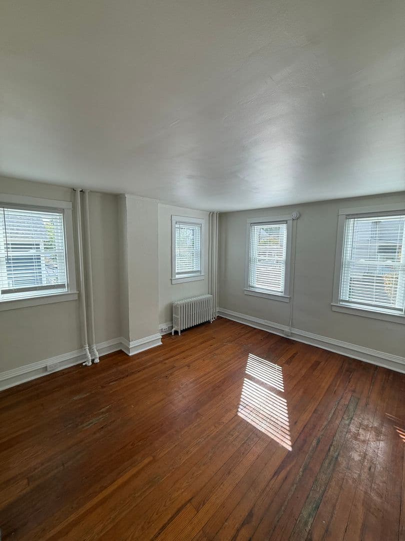 Princeton Apartment: 86 Spruce Street