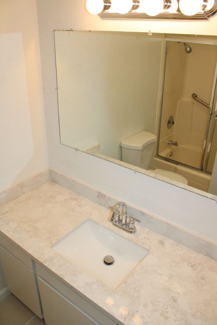 EL SOBRANTE Apartment: 4811 APPIAN WAY