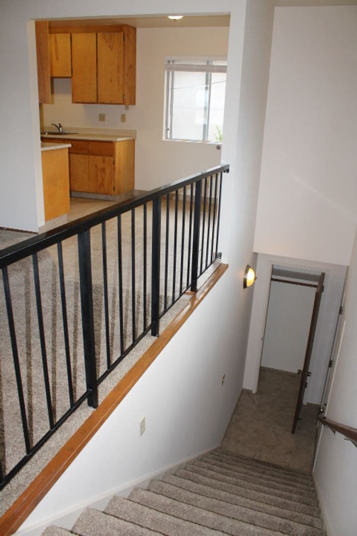 RICHMOND Apartment: *5619 MADISON AVE