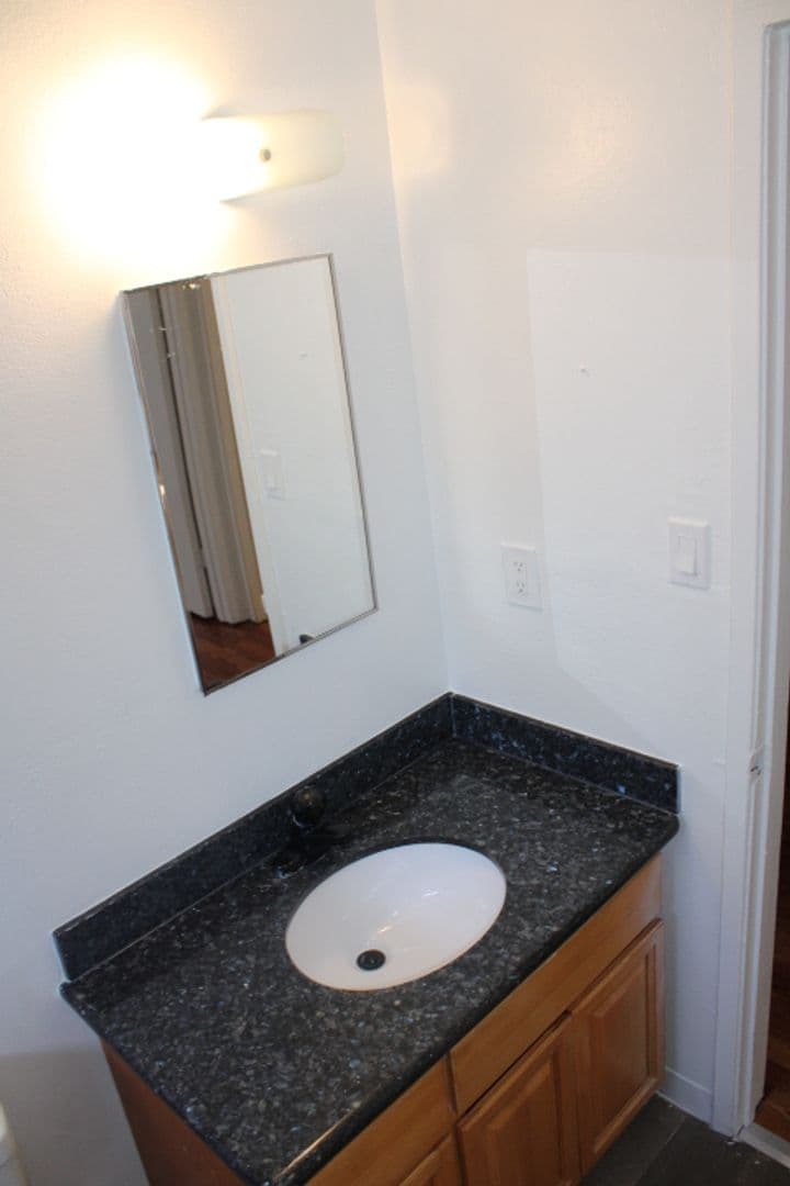 SAN PABLO Apartment: 2515 MANCHESTER AVE