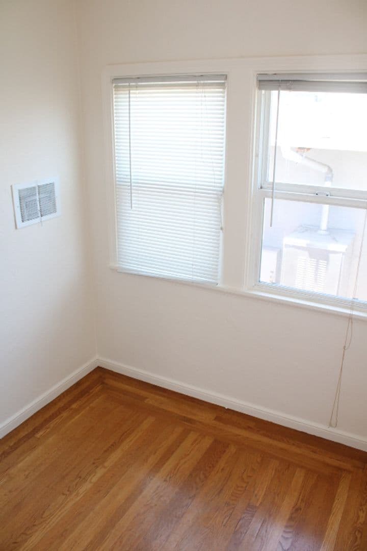 ALBANY Apartment: 1209 & 1211 MARIN AVE