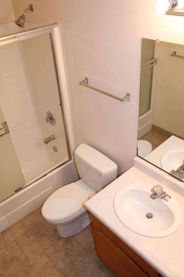 RICHMOND Apartment: *5619 MADISON AVE