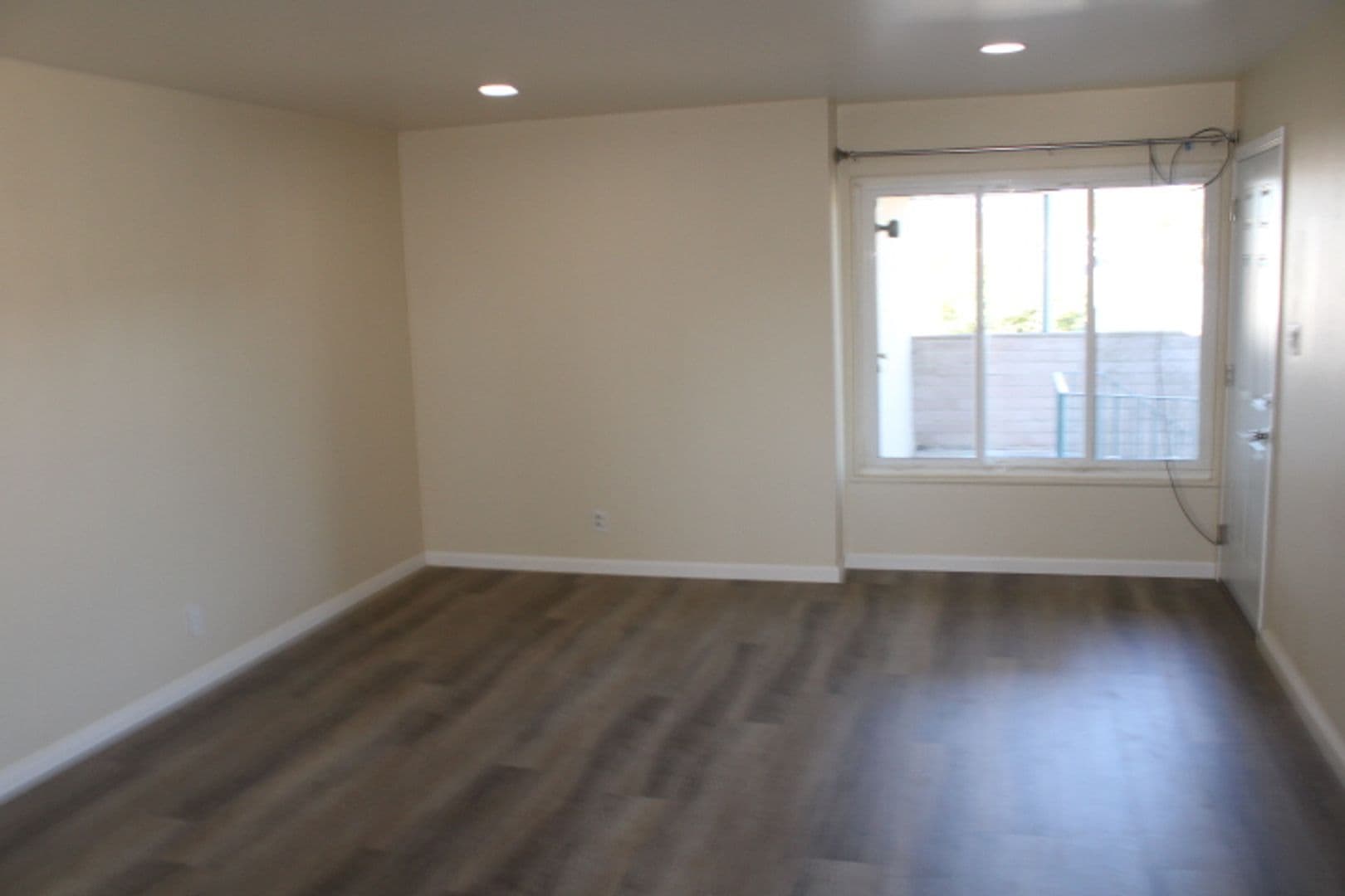 RICHMOND House: 4216 NEVIN AVE