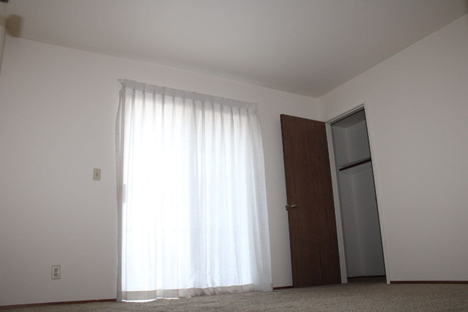 RICHMOND Apartment: *5619 MADISON AVE