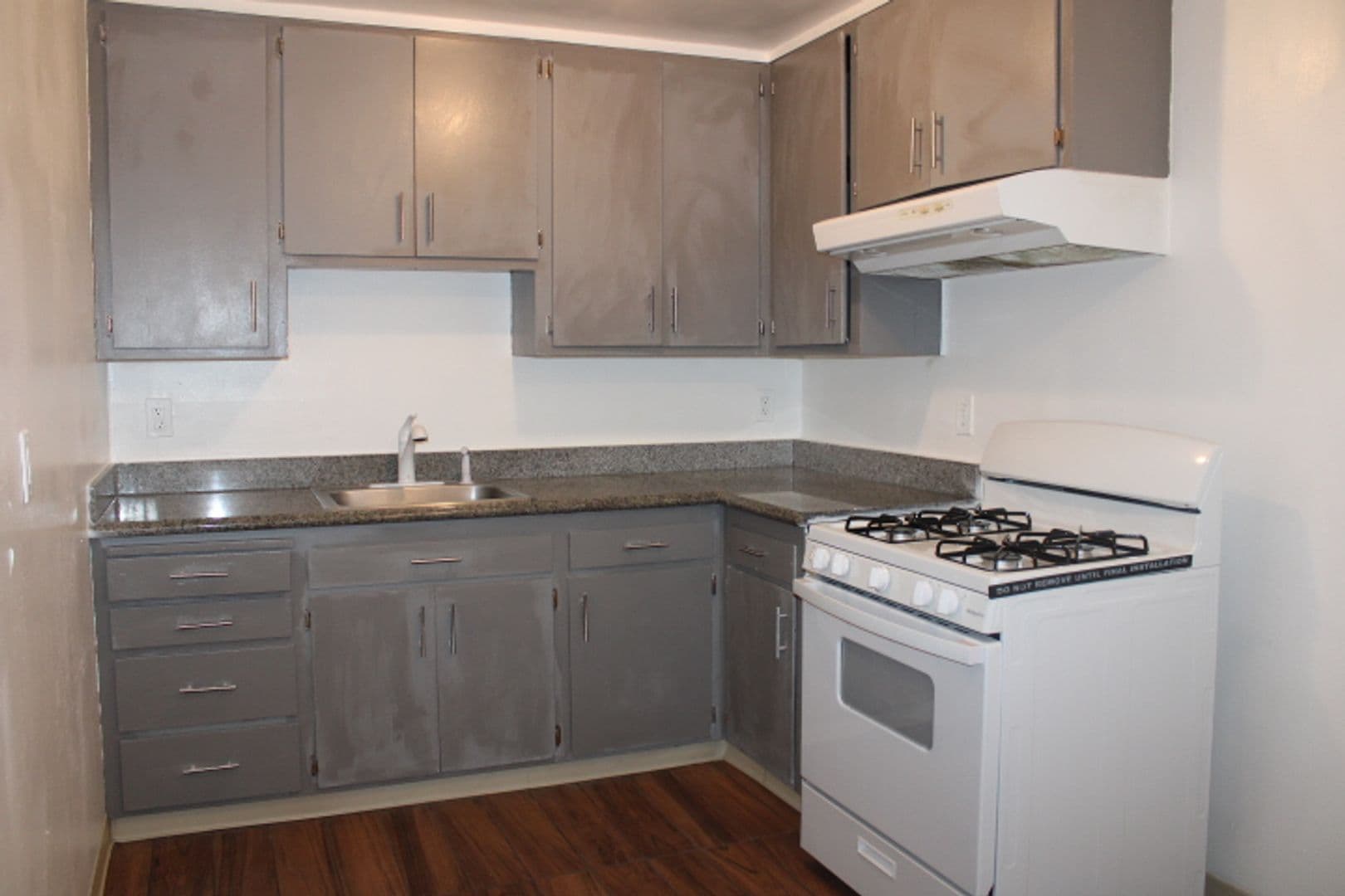 SAN PABLO Apartment: 2515 MANCHESTER AVE