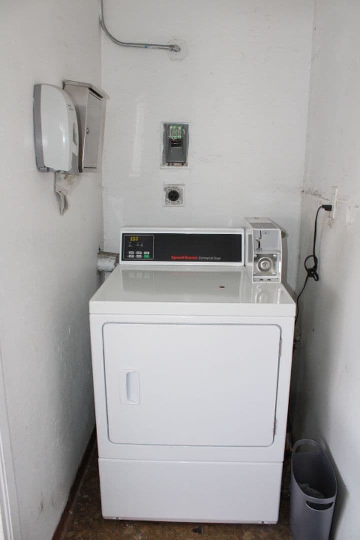 SAN PABLO Apartment: 2515 MANCHESTER AVE