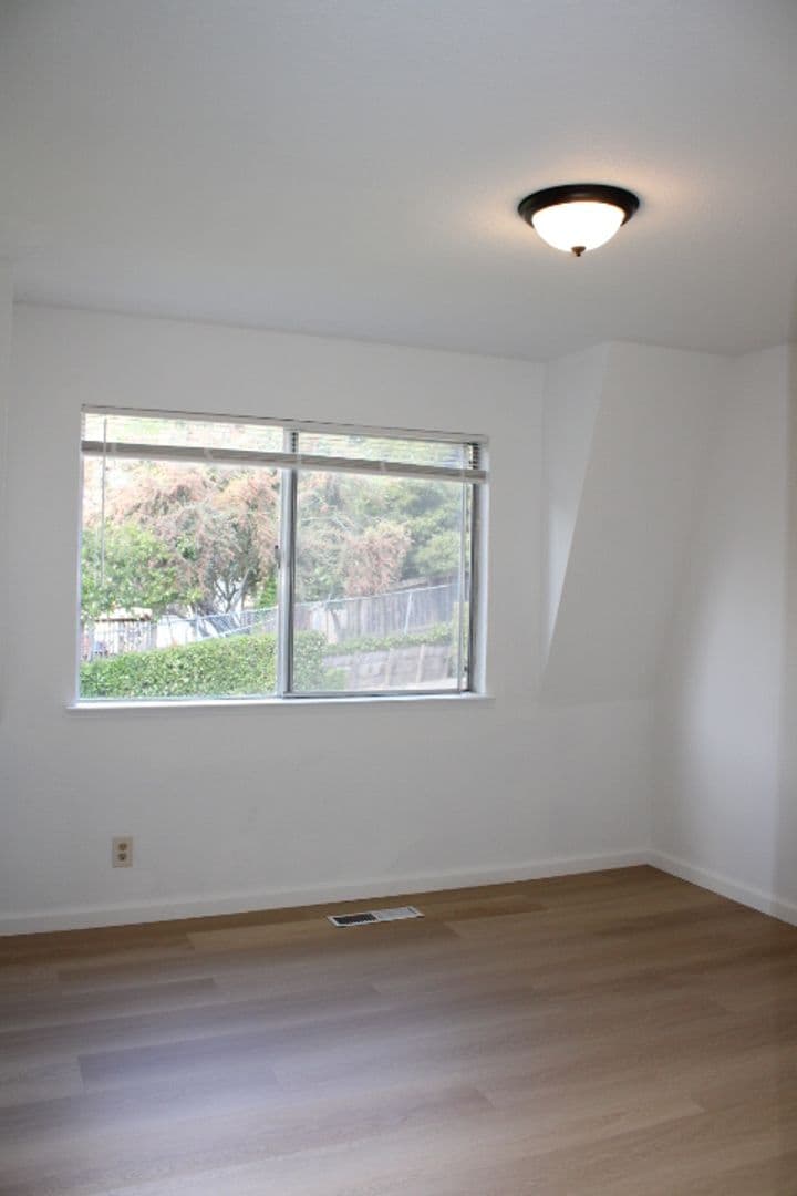 EL SOBRANTE Apartment: 4811 APPIAN WAY