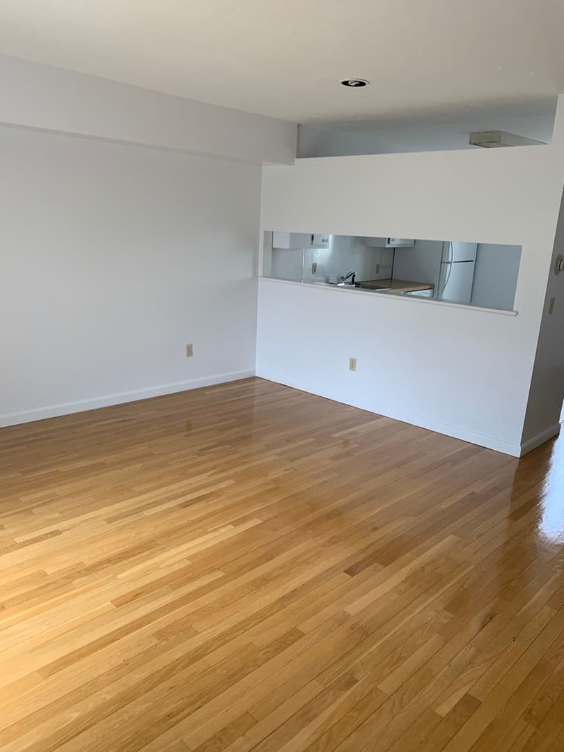 Sagamore Beach Apartment: 23 Canal Street