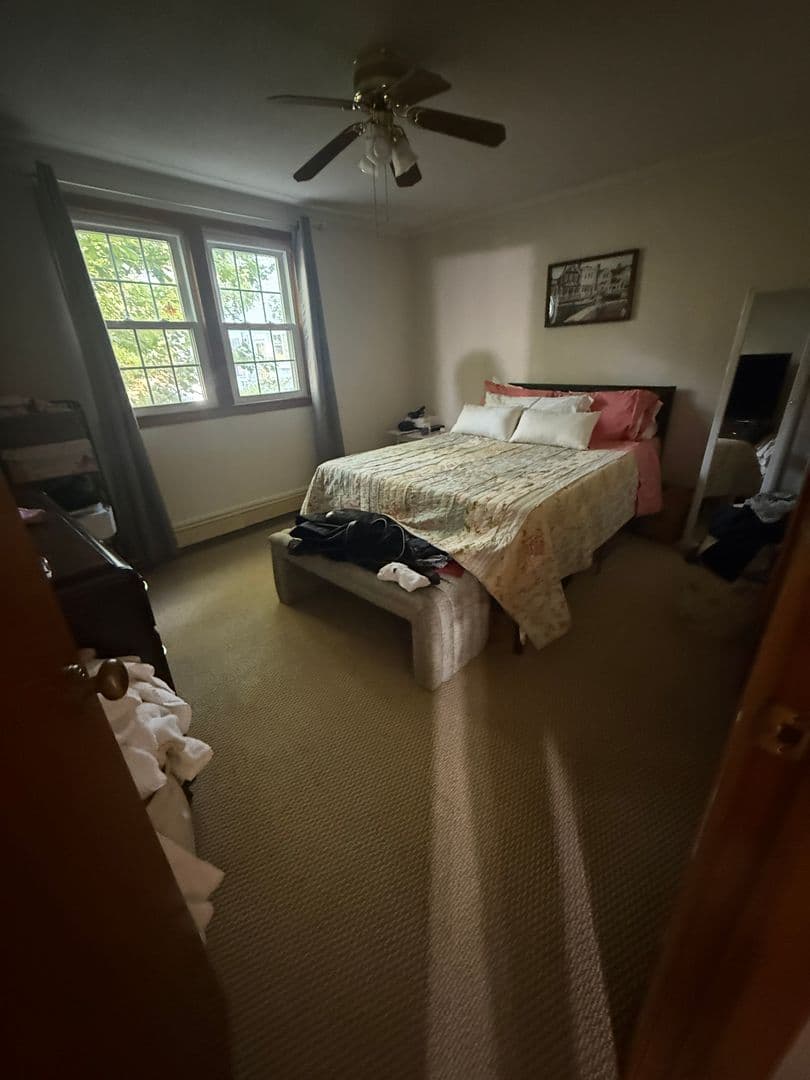 Dennis House: 174 Upper County Road, Unit 1-10