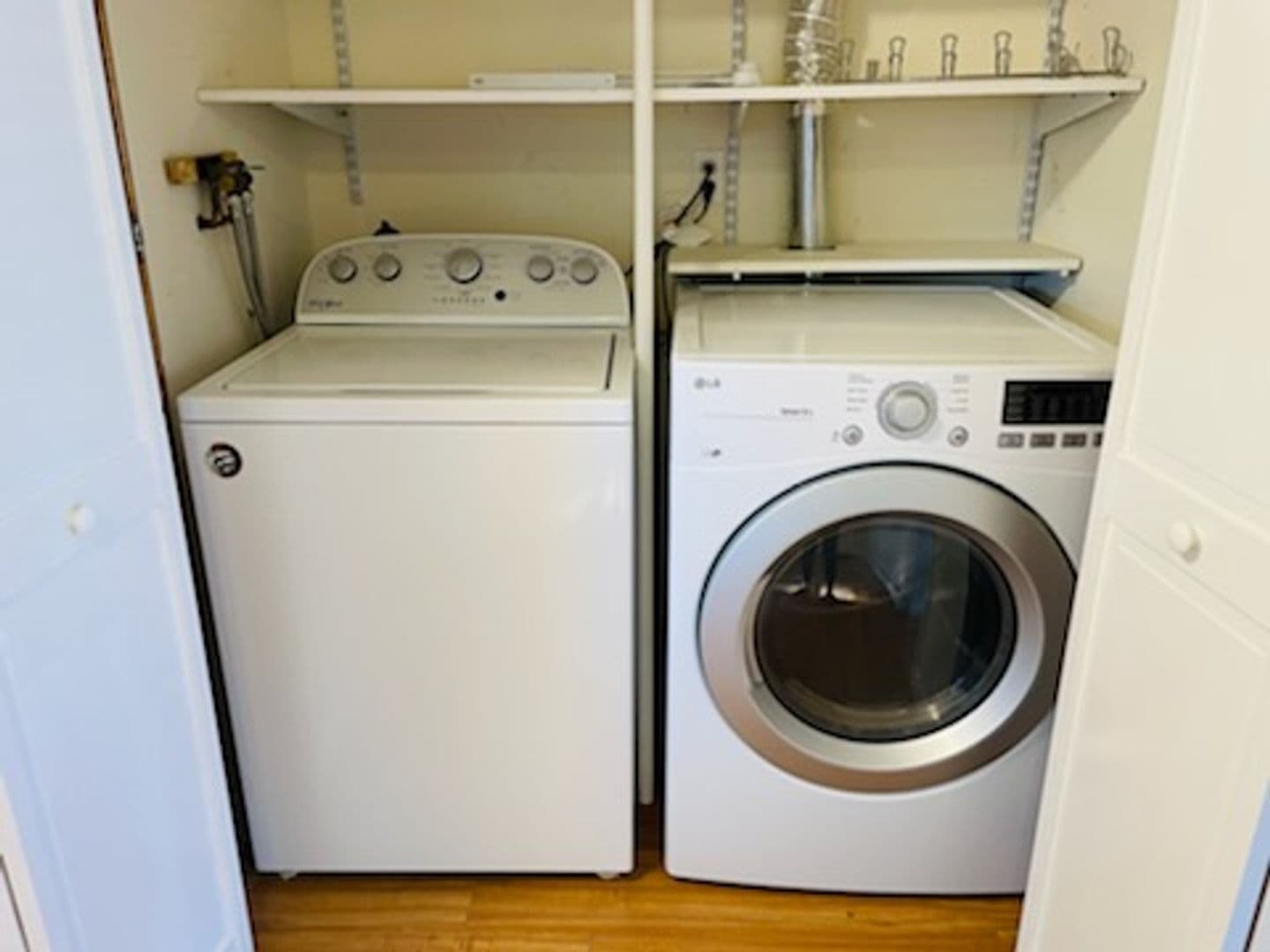 South Yarmouth Apartment: 8-10 Pawkannawkut Drive