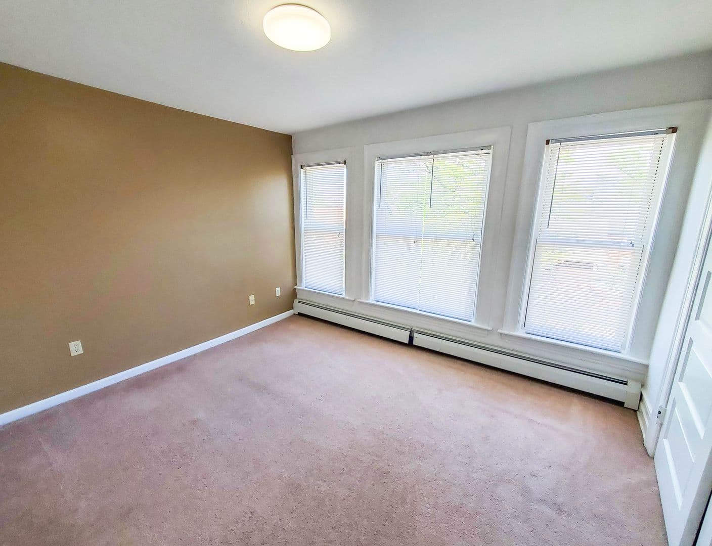 Erie Apartment: 403 West 9th Street