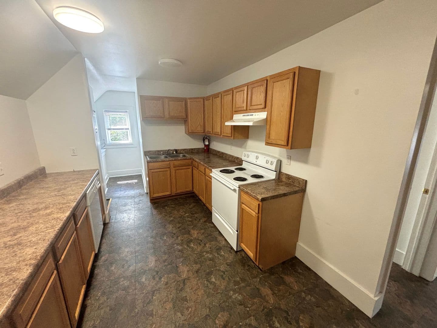 Erie Apartment: 325 West 9th Street