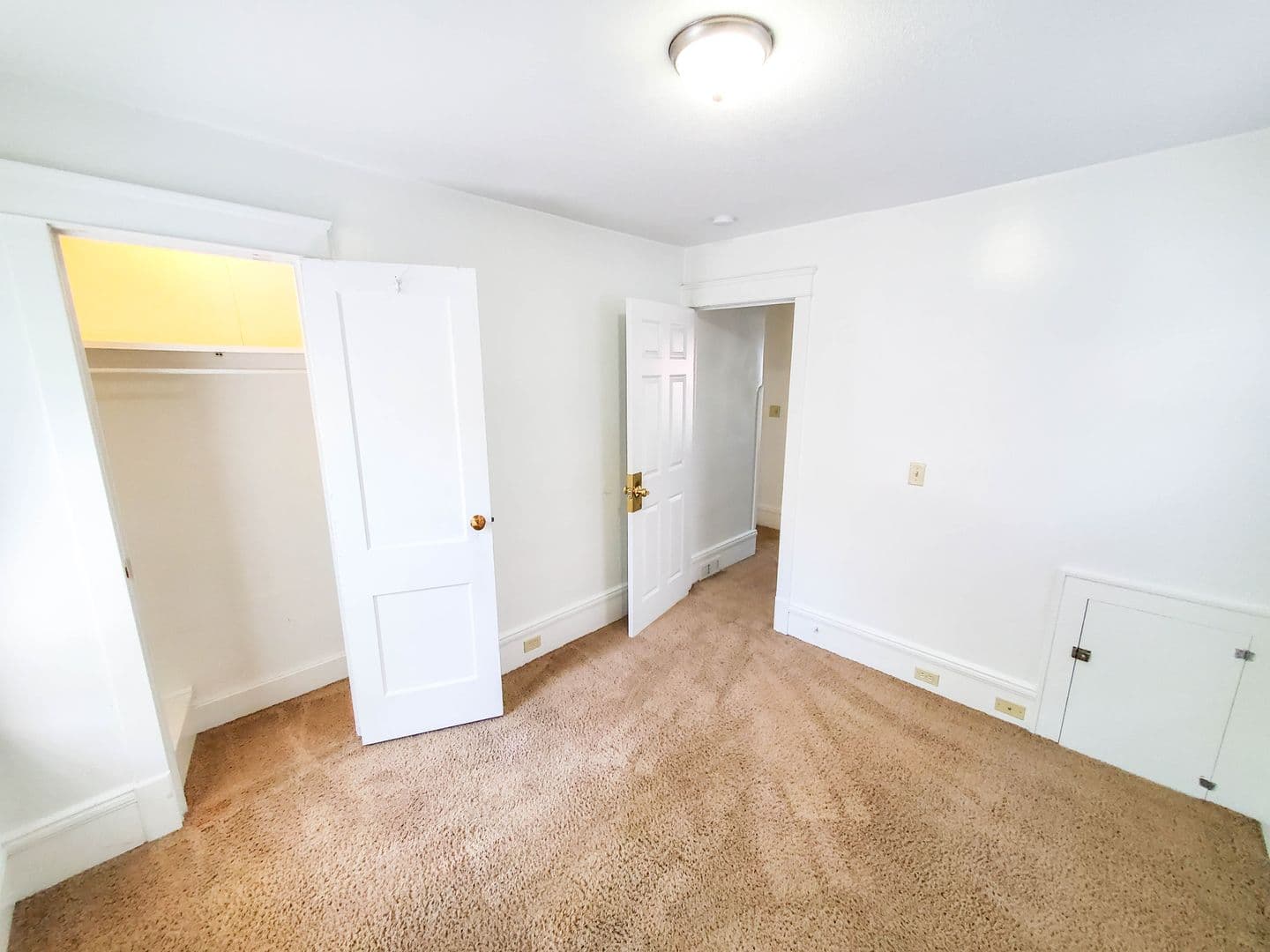 Erie Apartment: 359 West 9th Street