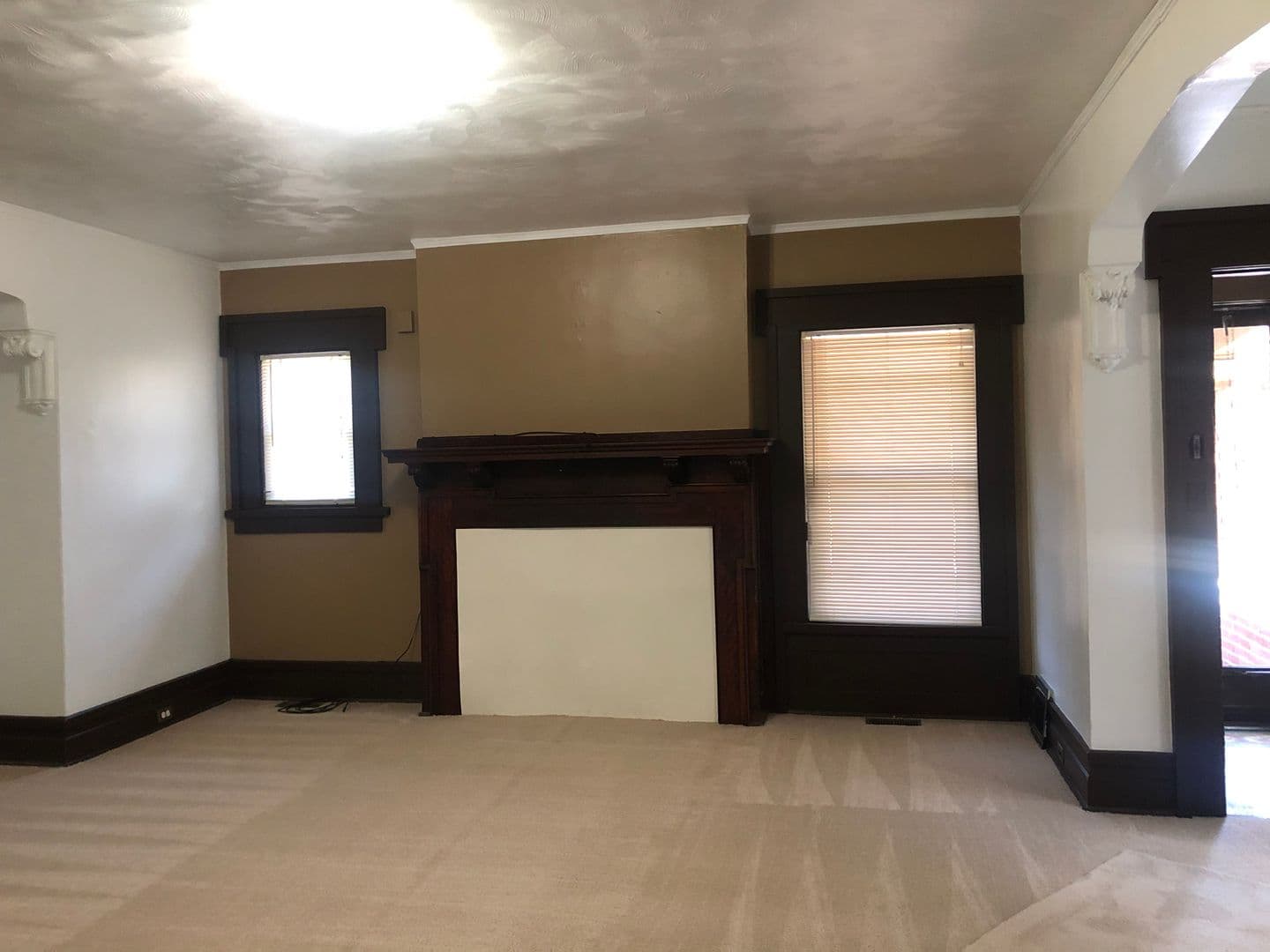 Erie Apartment: 325 West 9th Street