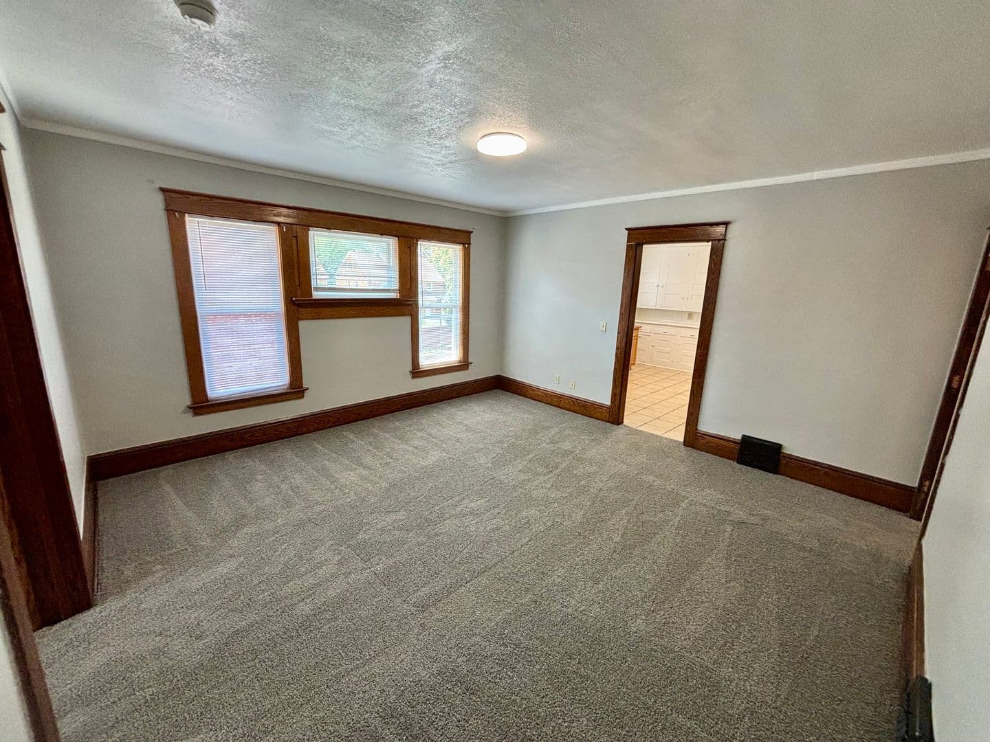 Erie Apartment: 510 Chestnut Street