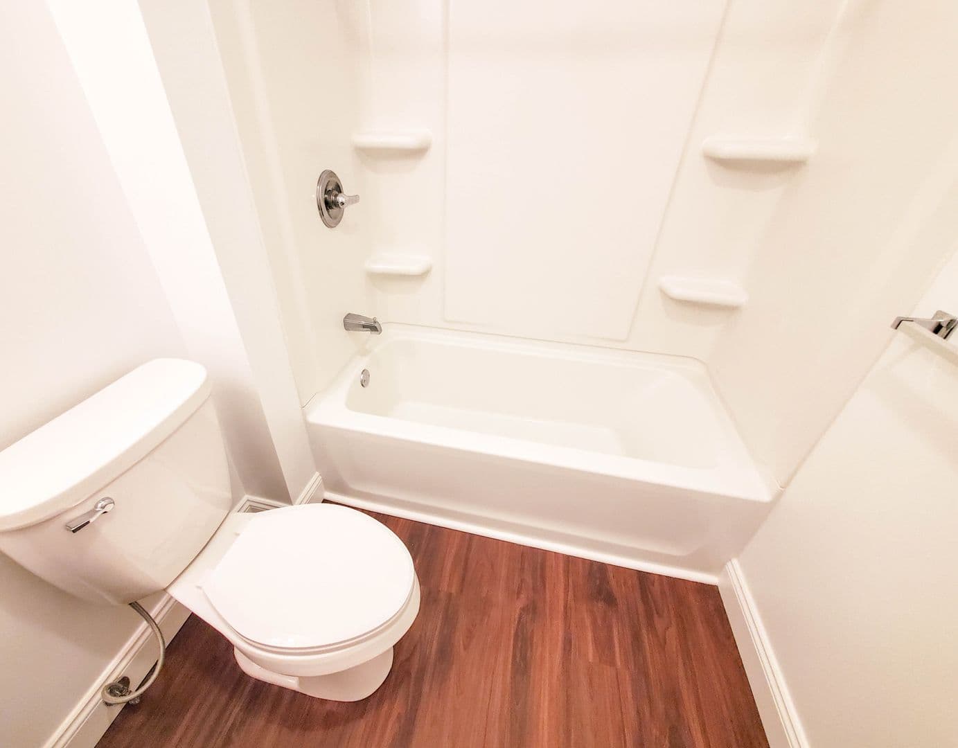 Erie Apartment: 342 West 5th Street